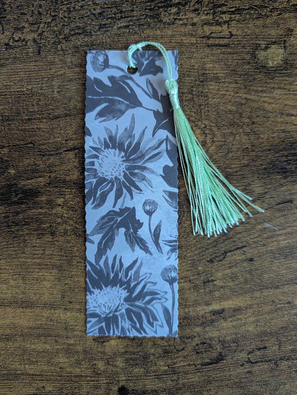 Cosy Notes: Tasseled Bookmark