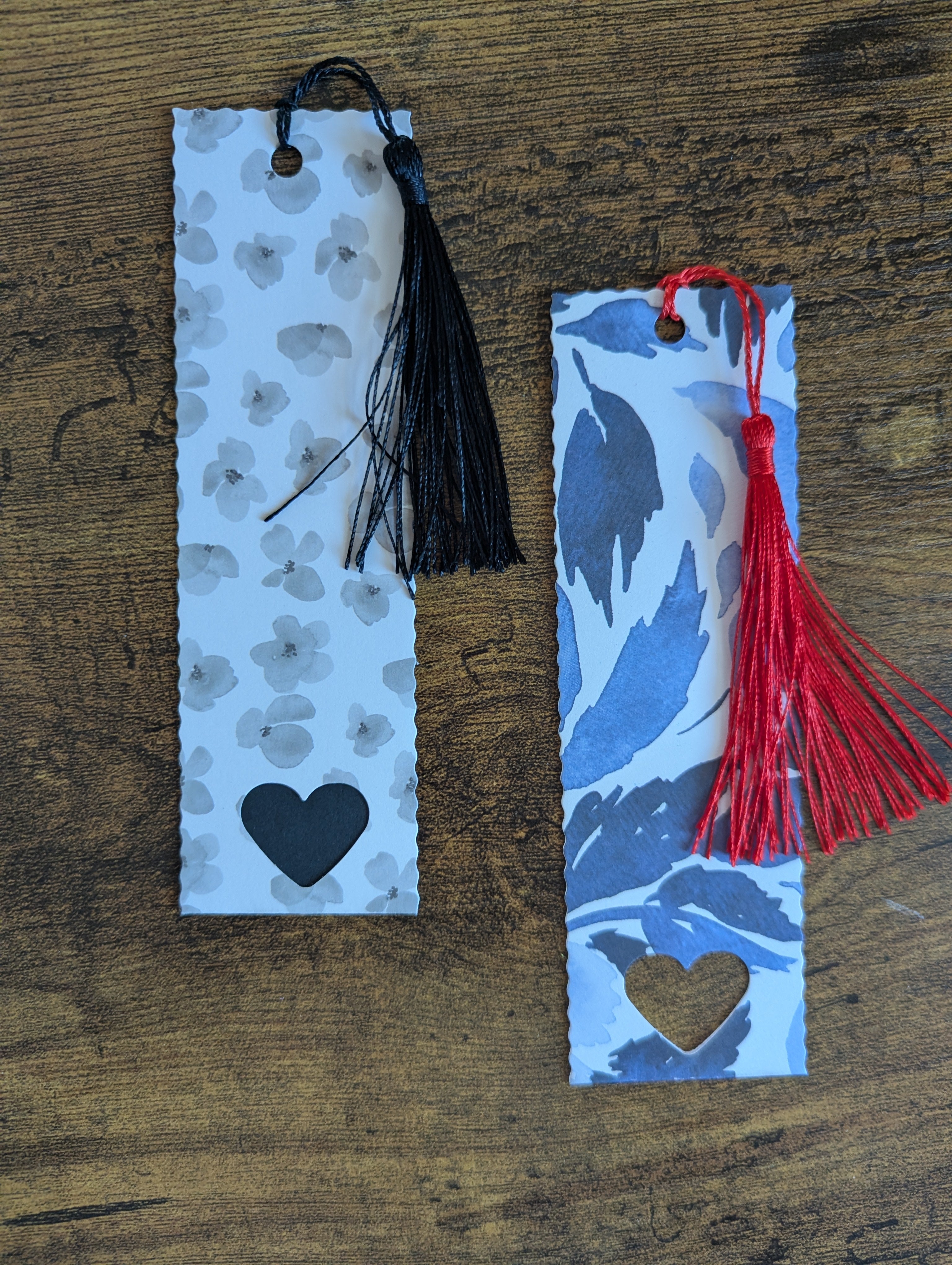 Cosy Notes: Tasseled Bookmark