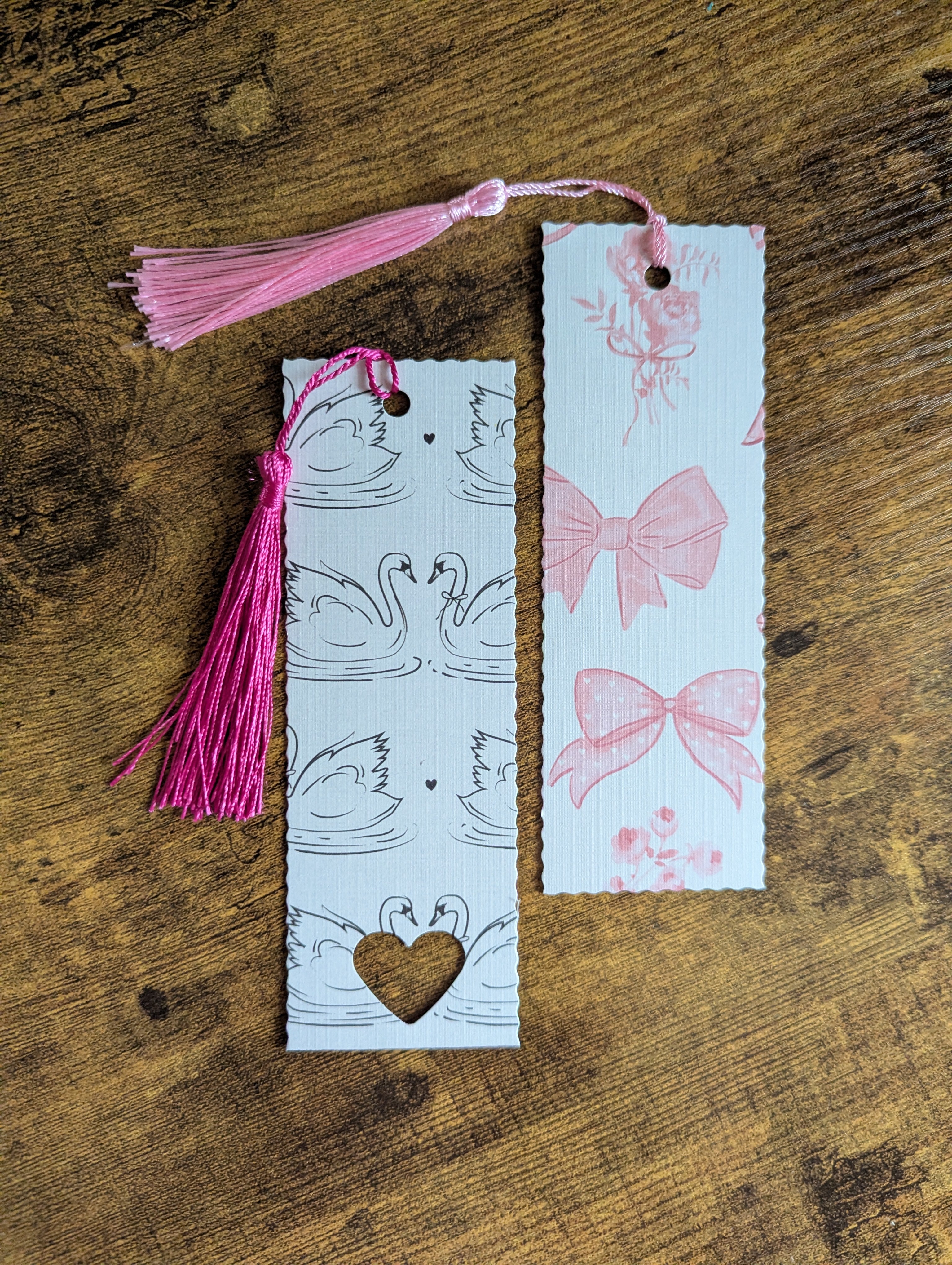 Cosy Notes: Tasseled Bookmark