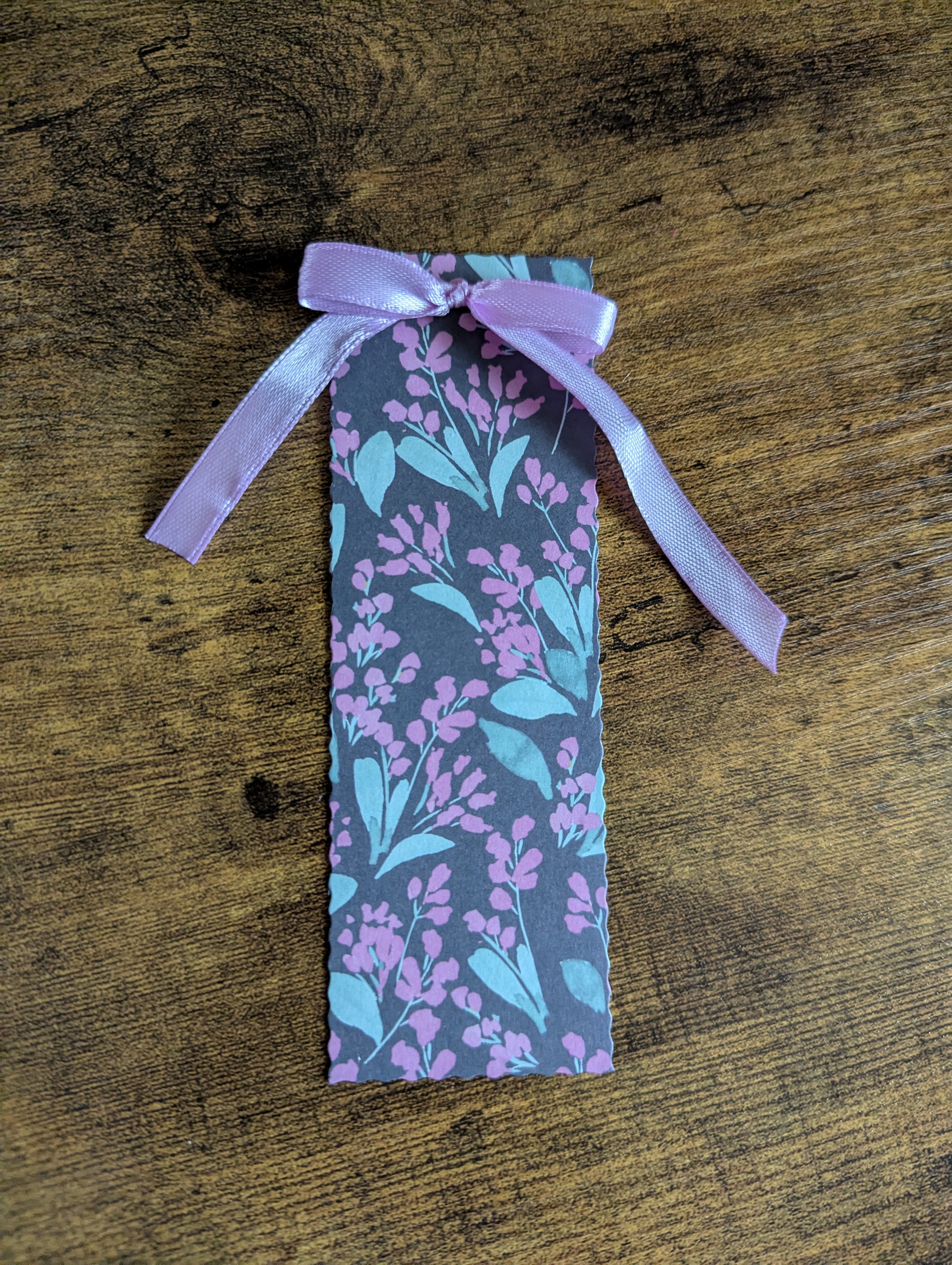 Cosy Notes: Tasseled Bookmark